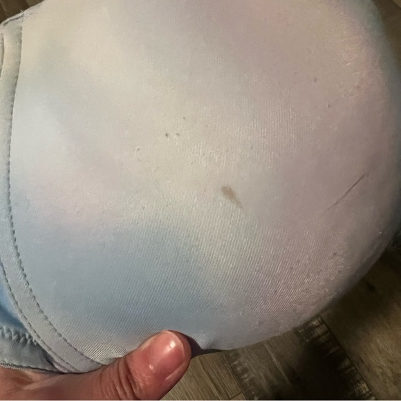 Bundle of Victoria secret bras - Picture 3 of 8